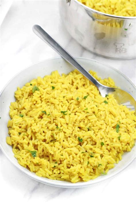 Easy Yellow Rice Recipe How To Make Yellow Rice Recipe Vibes