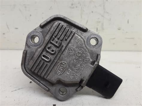 Oil Level Sensor Audi A6 Avant 2 4 V6 24V 06E907660 BDW HELLA