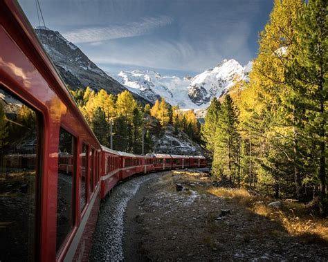 Best train ride I will ever take in my entire life. Swiss Alps. http ...