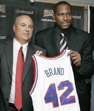 76ers promote Elton Brand to GM