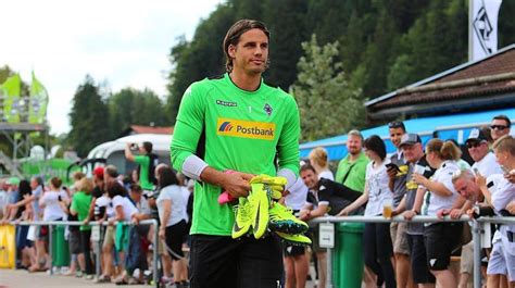 Borussia M Nchengladbach Yann Sommer Ist Zum Zweiten Mal Schweizer