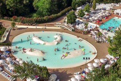 Top Campings In Toscane Met Glijbanen En Waterpark