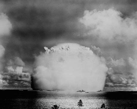 45 Hydrogen bomb explosion Stock Pictures, Editorial Images and Stock ...