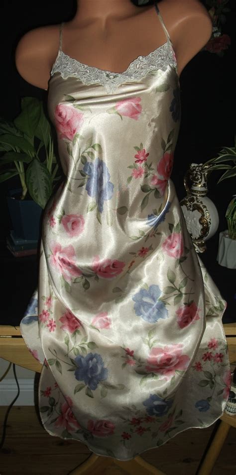 Vtg Satin Long Satin Nightie Nightgown Shiny Gown Nightgown Etsy