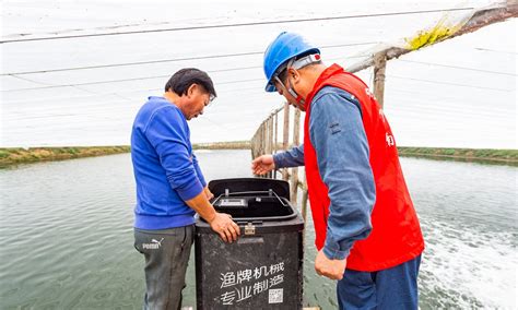 珠海金湾供电局“蓝公益 电安”志愿队主动服务 保障养殖户春节用电安全