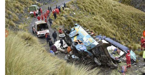 Unas 15 personas murieron en accidente víal en Bolivia ACN