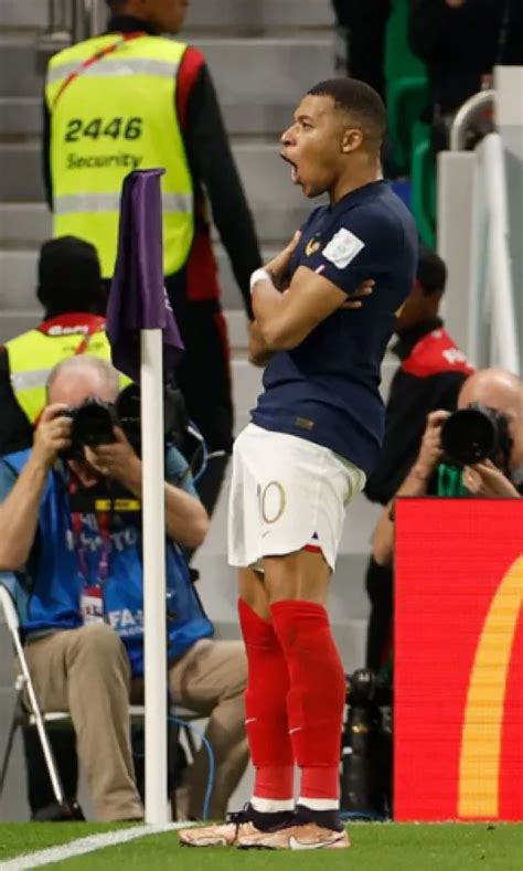 Kylian Mbappé Va Por Todo También Quiere La Bota De Oro En Catar 2022