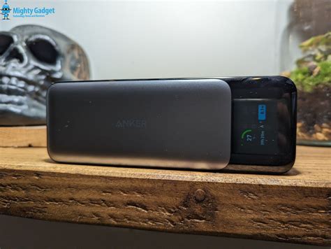 Anker 737 PowerCore Prime 27650 Vs 737 PowerCore 24K Power Banks