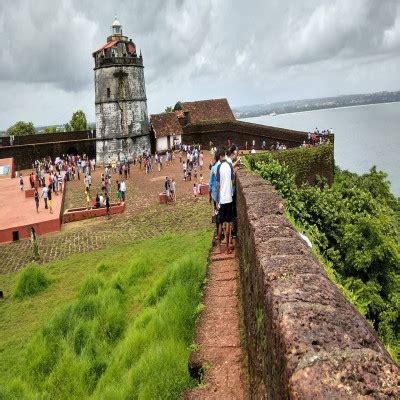 Aguada Fort - History, Timing, Architecture, Entry Fee and Nearby ...