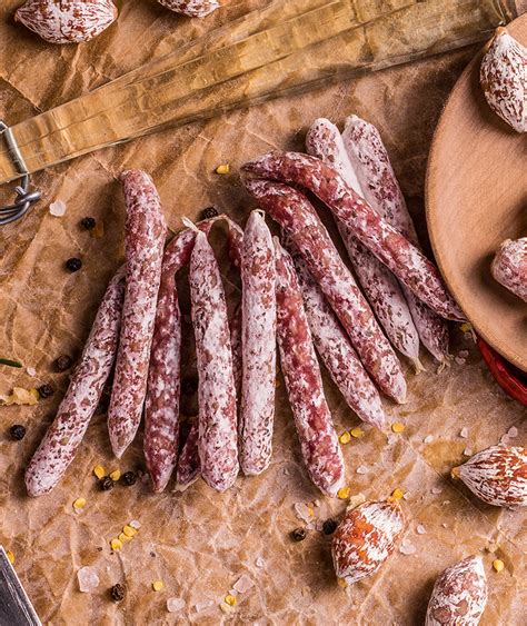 Saucisson Sec Aux Noisettes Roches Blanches Galeries Lafayette Le Gourmet