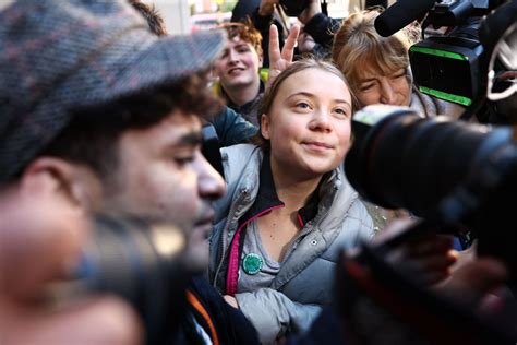 Infraction à Lordre Public Greta Thunberg Plaide Non Coupable à