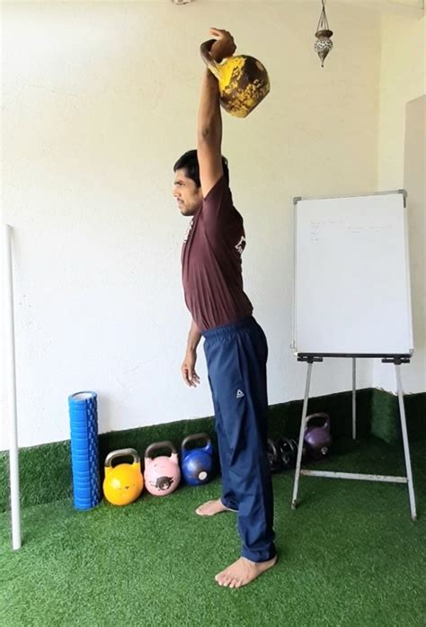 Maximizing Your Strength: The Battle of Dumbbell and Kettlebell Press ...