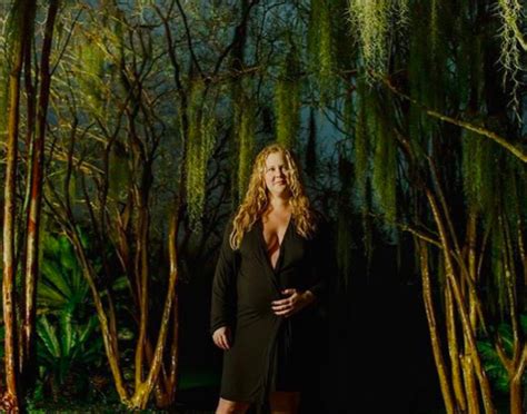 Amy Schumers Naked Maternity Shoot Is So Amy BellyitchBlog