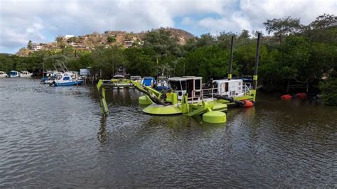 Inicio Dragado Laguna De Las Salinas Zihuatanejo Ixtapa Y