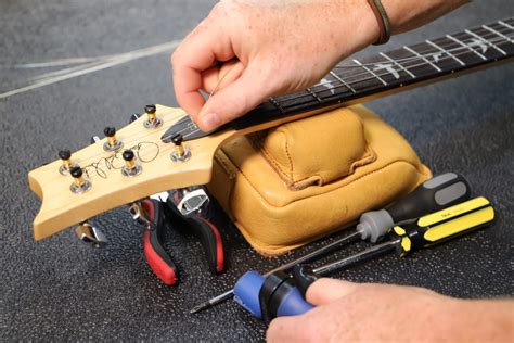 How To Restring An Electric Guitar Sweetwater