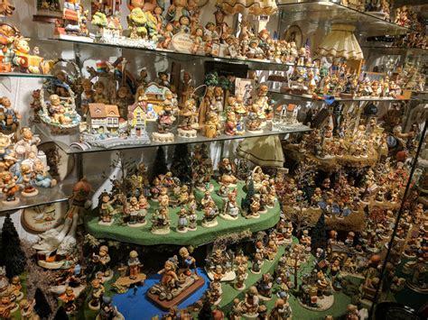 Looking for the most valuable porcelain figurines at estate sales! - Estate Sale List