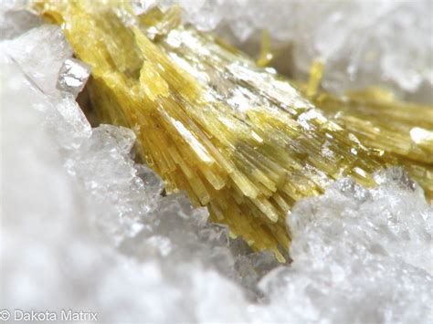 Tellurite Mineral Specimen For Sale