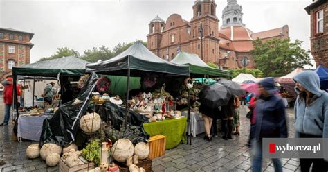 Katowice Odpust U Babci Anny Na Nikiszowcu