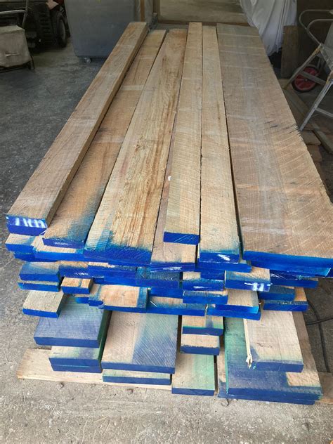 Hickory wood is hard, stiff, dense and shock resistant. - Tanera Camans