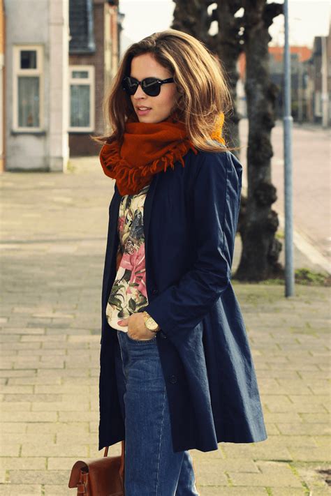 Как носить палантин с пальто: фото, примеры