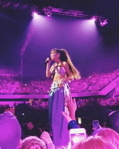 Ariana Grande Dangerous Woman Tour