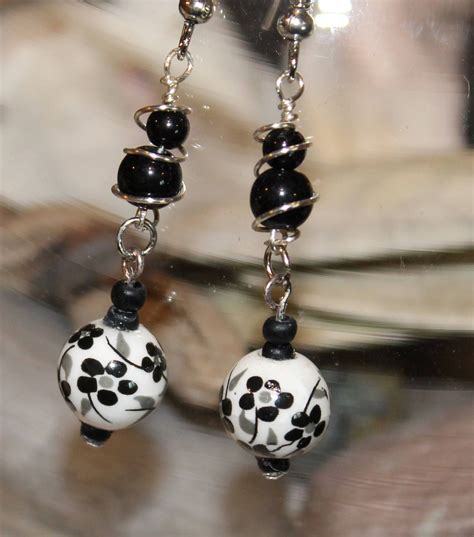 Black And White Bead With Flower By DeborahleedesignsCo On Etsy White