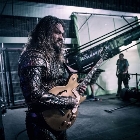 Zack Snyder shares photo of Jason Momoa as Aquaman on set of 'Justice ...