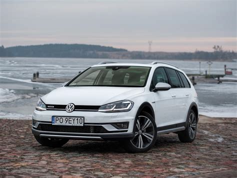 TEST Volkswagen Golf Variant Alltrack 2 0 TDI DSG7 4Motion Kombi