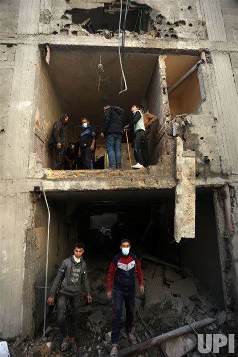 Photo Israeli Strikes Houses In Southern Gaza Amid Constant Battles Gaz2023122413