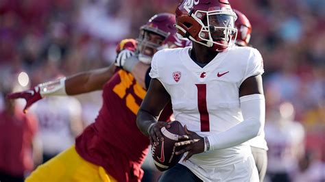 No 6 Usc Defense Clamps Down Beats Washington State 30 14