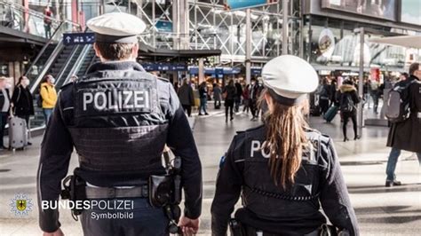 Bundespolizeidirektion München Exhibitionist festgenommen 15 Jährige