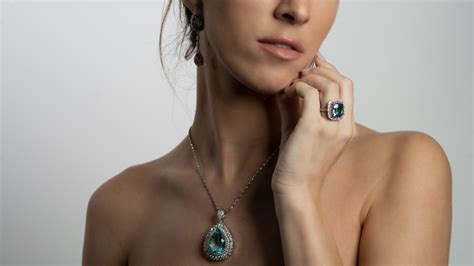 Gemology Paraiba Tourmaline Yamron Jewelers