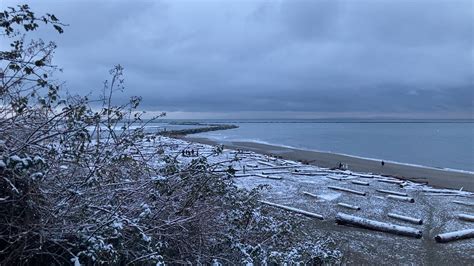 🎄🧑‍🎄Christmas 🎅🎄 sunset from ⛄️ Wreck Beach ️🌊 : r/UBC