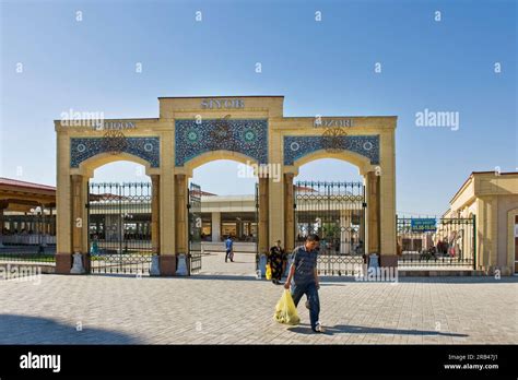 Uzbekistan Samarkand Siyob Bazaar Stock Photo Alamy