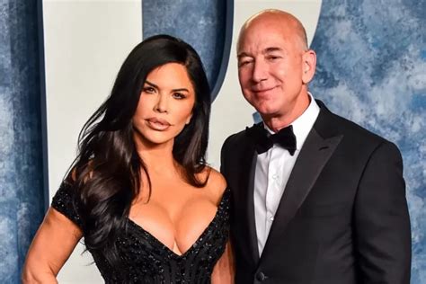 El Fundador De Amazon Jeff Bezos Y Su Novia Lauren S Nchez Se Han