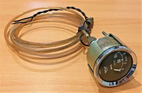 Smiths Oil Pressure Gauge Hose Pipe Light Mechanical Dial Mini