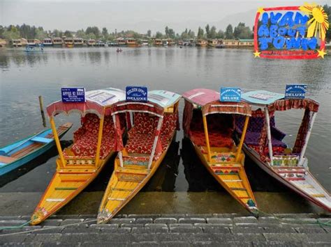 India: Houseboat accommodation in Dal Lake, Srinagar, Kashmir | Ivan ...