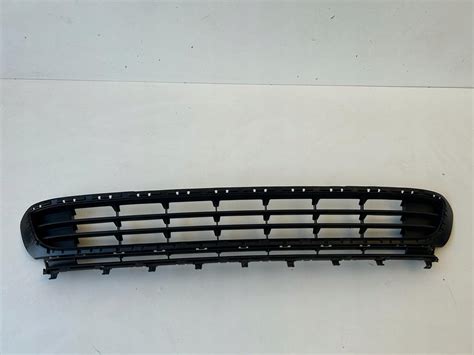 VW GOLF VII GRILL ATRAPA 5G0853677 ORYGINAŁ 5G0853677 za 149 zł z lubin