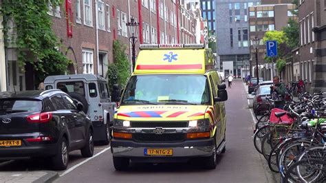 Ambulance Amsterdam 13 107 Vertrekt Vanaf De Post Naar Van