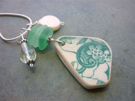 Sea Glass Necklace Teal Green Beach Pottery Shard Floral Etsy Gioielli Naturali Gioielli