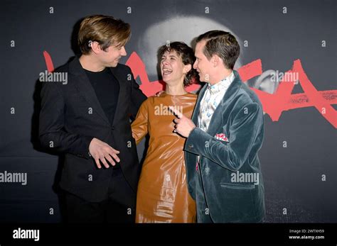 David Kross Joel Basman Und Liv Lisa Fries Bei Der Premiere Der