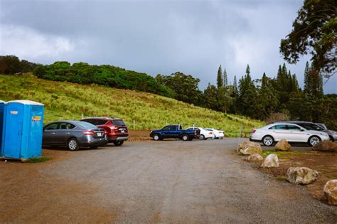 Guide To Hiking Waihe’e Ridge Trail In Maui, Hawaii