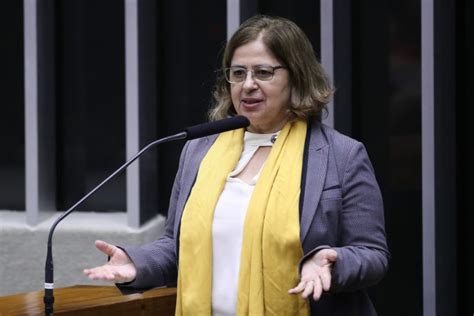 Ministra da Mulher apresenta planos para os próximos anos em audiência