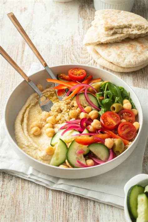 Hummus Bowl (10 Minute Meal!) - Slender Kitchen