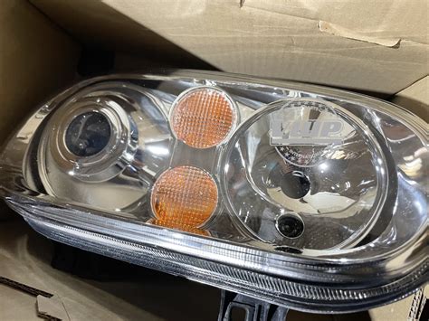 Vw Golf Mk4 R32 Front Headlight Right Bi Xenon Genuine New Oem Vw Parts