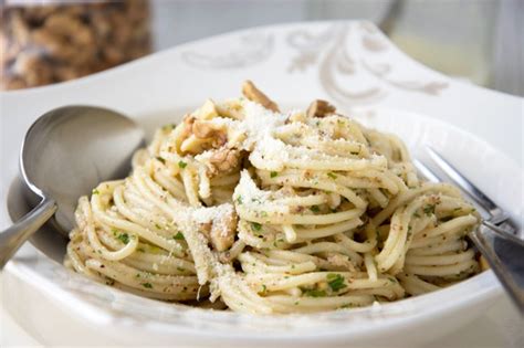 Spaghetti Mit Walnuss Pesto Rezept