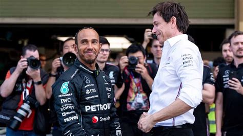 Toto Wolff reveals angry Lewis Hamilton went silent after Nico Rosberg ...