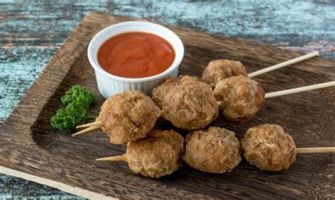 Cara Membuat Bakso Goreng Udang Untuk Takjil Mahi