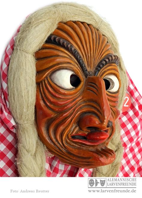 Stadthexe Maske Maskenmuseum Alemannische Larvenfreunde