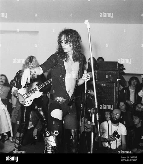 Alice Cooper 1971 Hi Res Stock Photography And Images Alamy